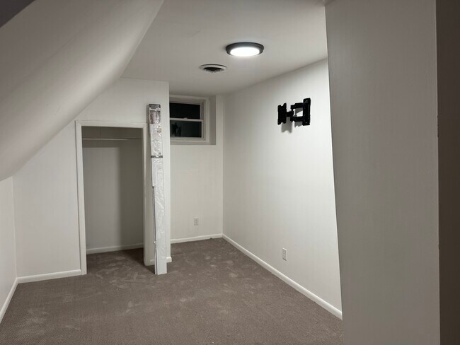 Foto del edificio - 520 Saratoga Rd