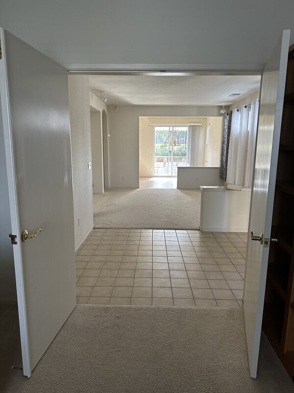 Building Photo - Senior Living!