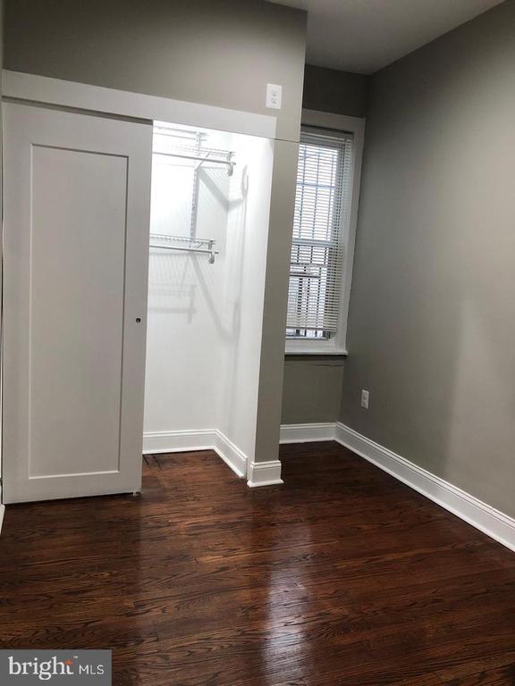 Foto del edificio - 819 E Allegheny Ave