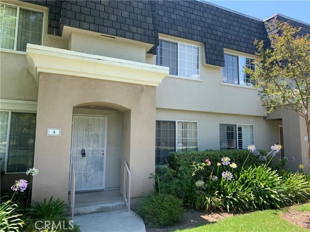 Building Photo - 19200 Haynes St