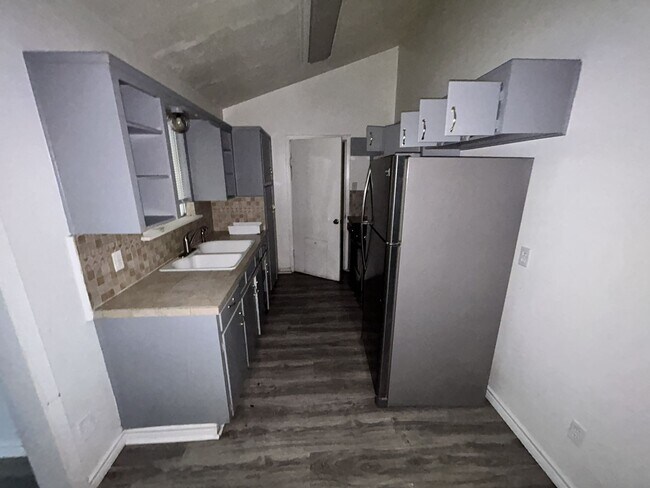 Foto del edificio - 1312 Leader