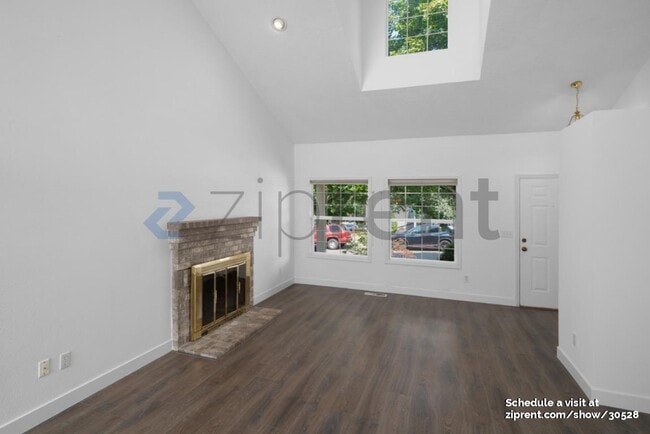Building Photo - Unit