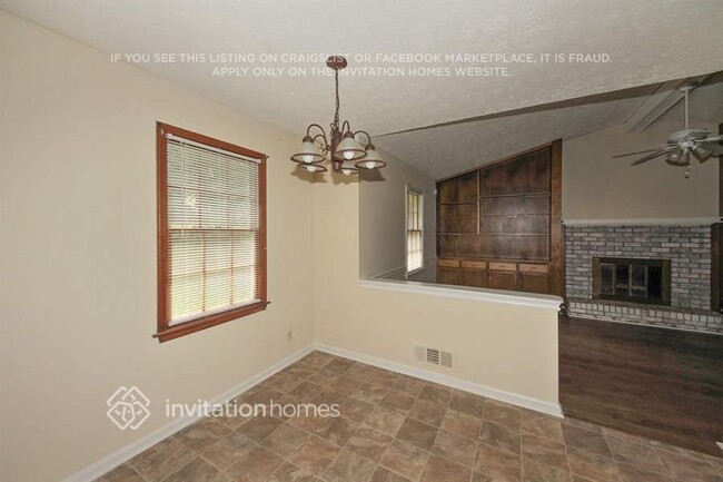Building Photo - 235 Mirandy Way NW