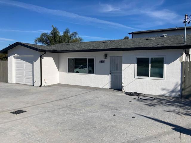 Foto principal - 8615 Placid View Dr