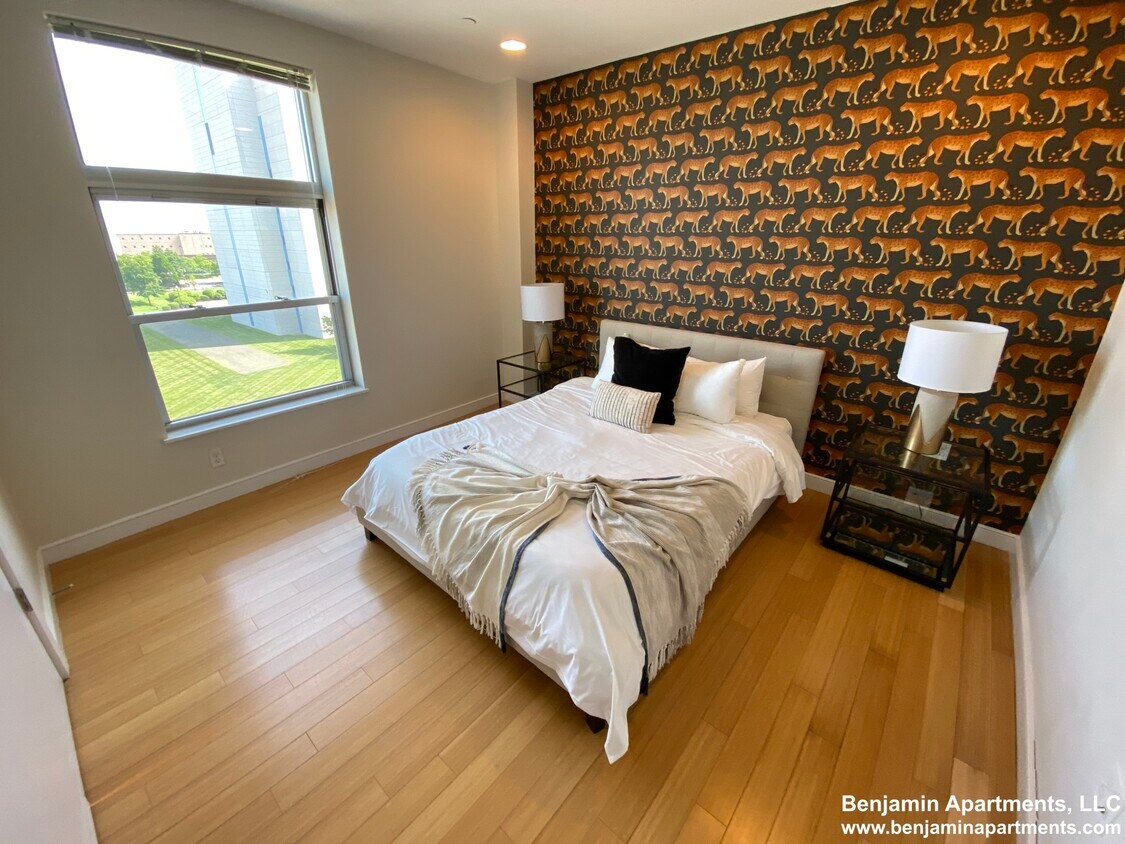 Foto principal - 603 Albany St