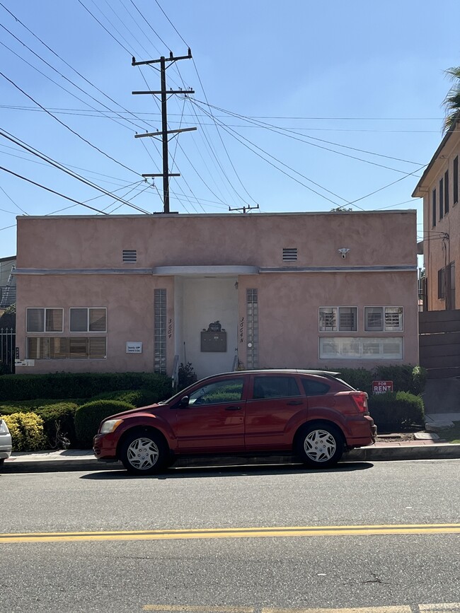 Building Photo - 3664 W 54th St