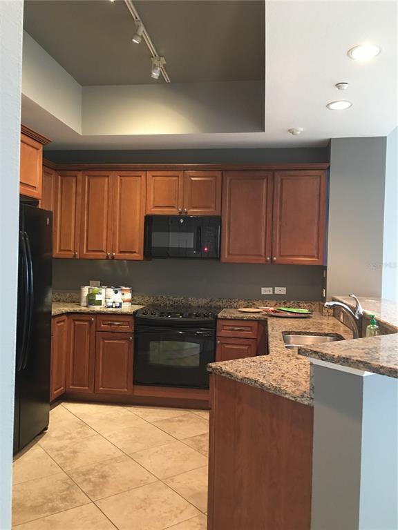 Building Photo - 7710 Lake Vista Ct