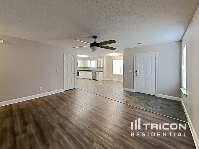 Foto del edificio - 209 Oakpointe Dr