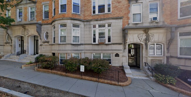 Foto del edificio - 17 Fairbanks St