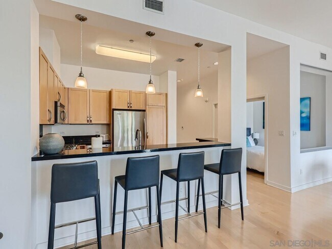 Foto del edificio - 5490 La Jolla Blvd