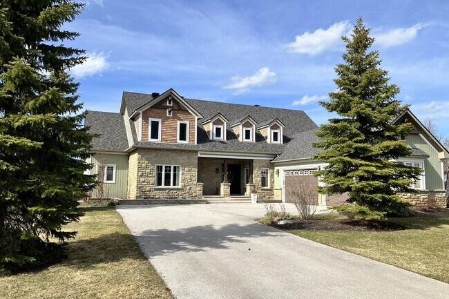 Photo du bâtiment - 103 Barton Blvd
