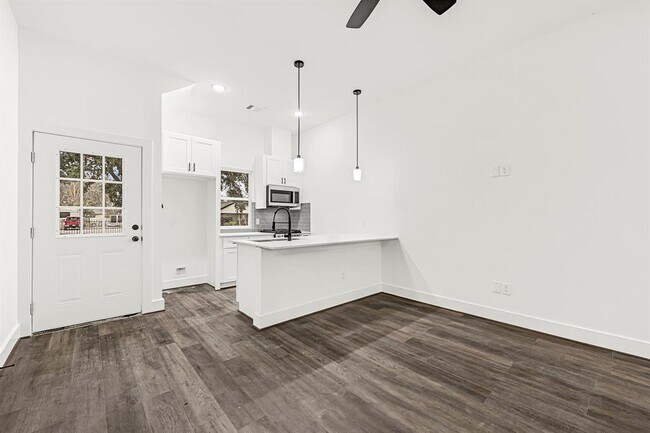 Foto del edificio - 106 Armstrong St