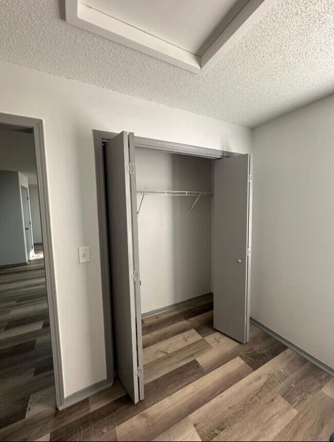 Building Photo - North East Side Duplex