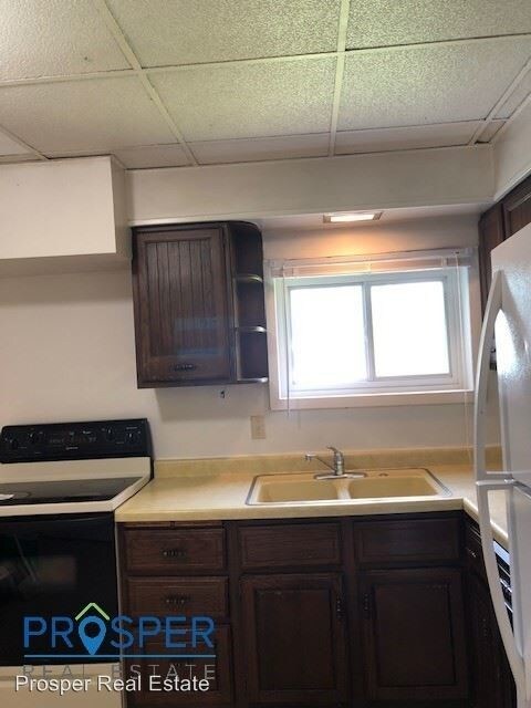 Foto del edificio - 3 br, 1 bath Apartment - 122 Broadway Street