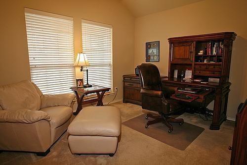 Building Photo - 9704 Sleepy Hollow Dr