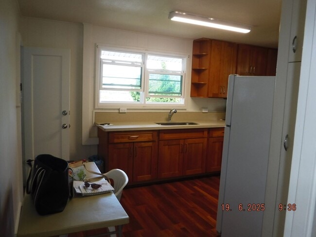 Foto del edificio - At Home in Manoa 2/1/1