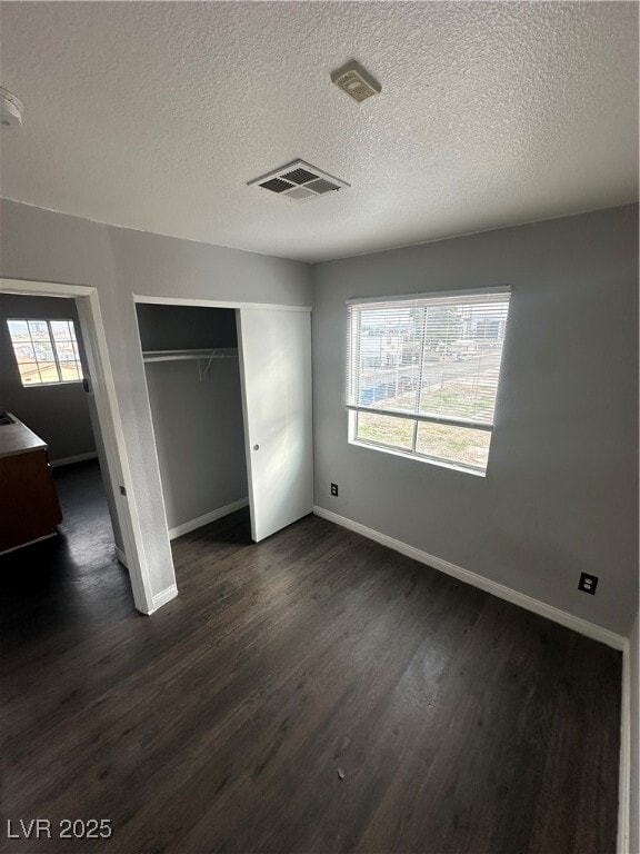 Foto del edificio - 231 W Philadelphia Ave