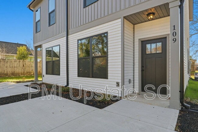 Photo - 109 Virginia Ave Apartment