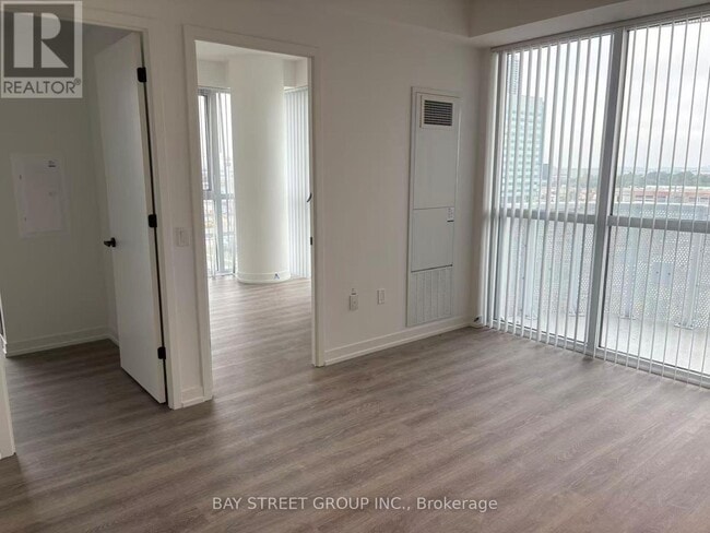 Building Photo - 8 Interchange Wy