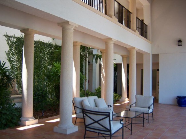 Building Photo - 11220 Hacienda del Mar Blvd