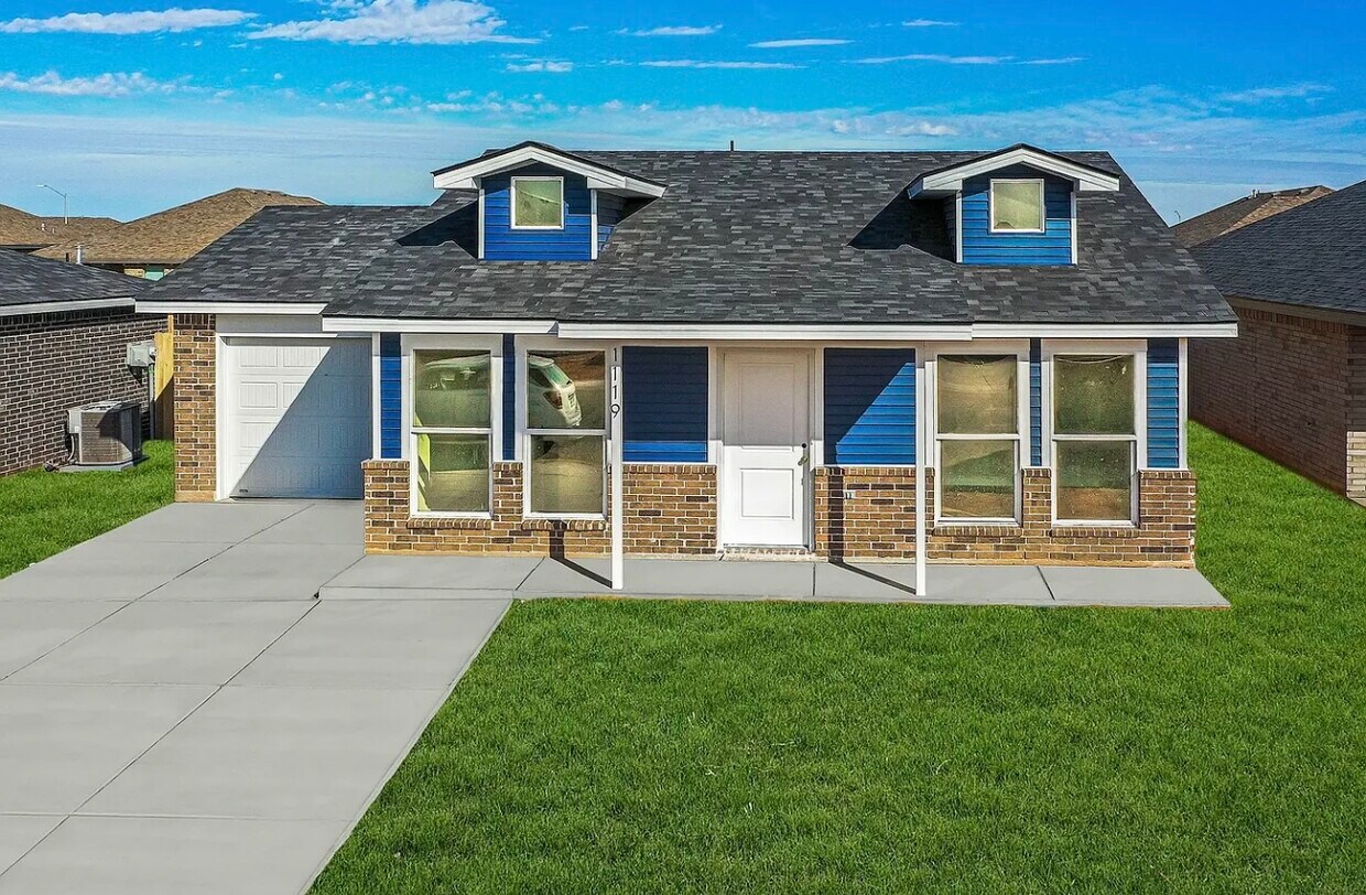 Foto principal - 7427 35th St
