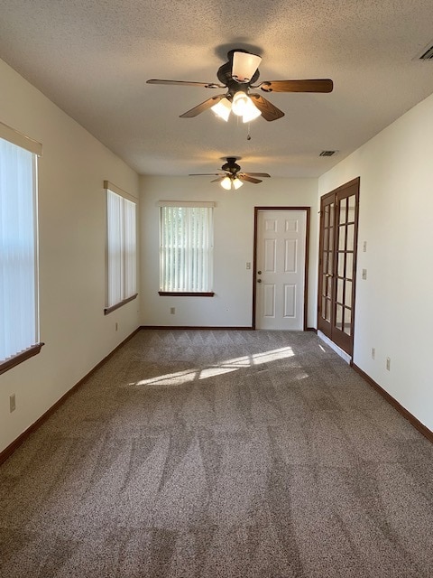 Foto del edificio - 731 Helen Ave