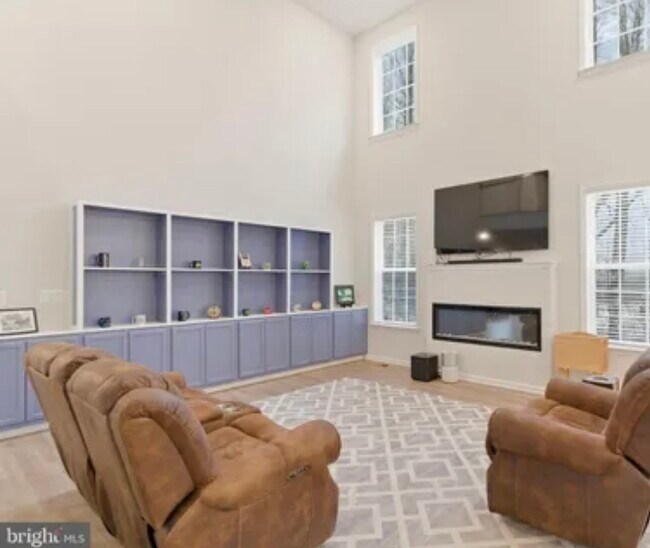 sala de estar - 10910 Meridian Hill Way