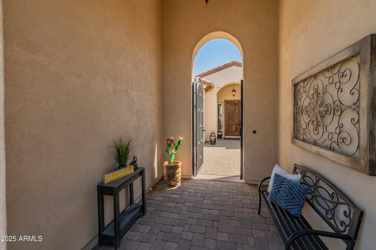 Foto principal - 7425 W Caro Rd