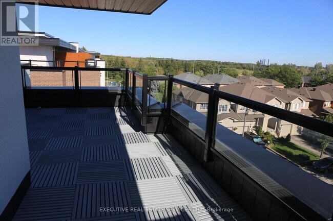 Photo du bâtiment - 9580 Islington Ave