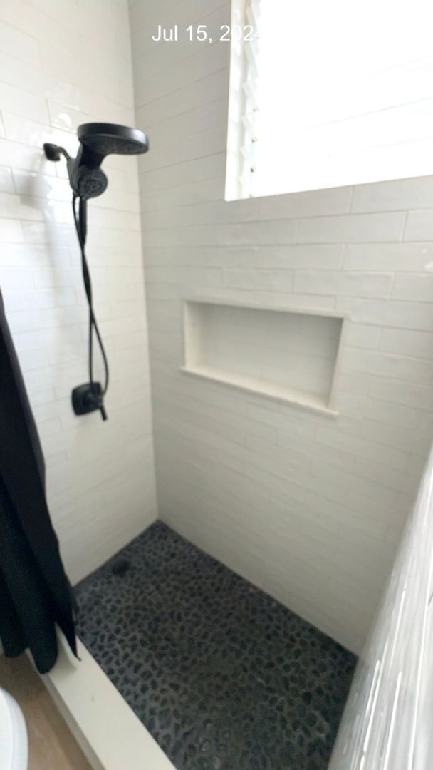 Foto del edificio - Beautifully Remodeled 2 bed 1 bath Pohaila...