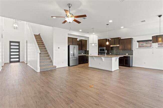 Building Photo - 21021 Abigail Way