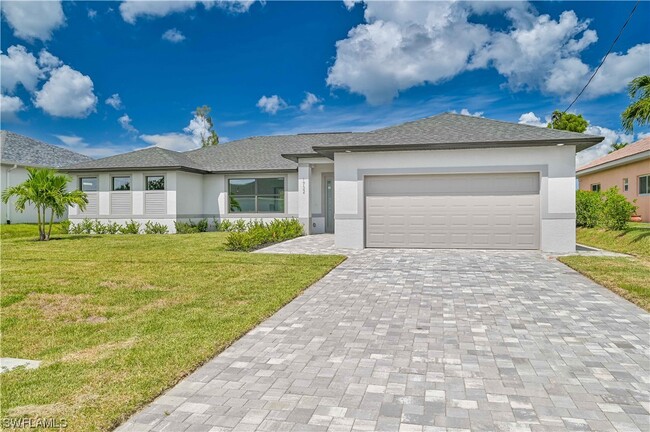 Building Photo - 1732 SW 17th Ave