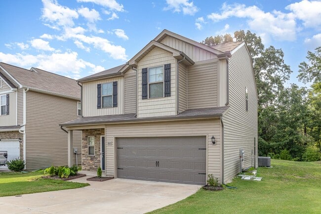 Building Photo - 3221 Ainsley Woods Dr