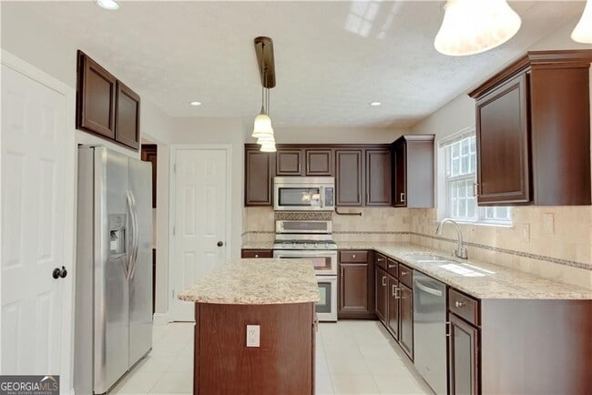 Foto del edificio - 1795 Stoneoak Cir