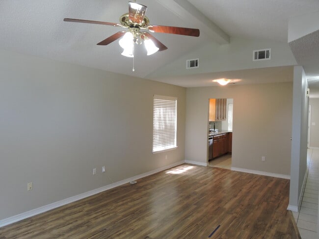 Foto del edificio - 2800 Wilson Ln