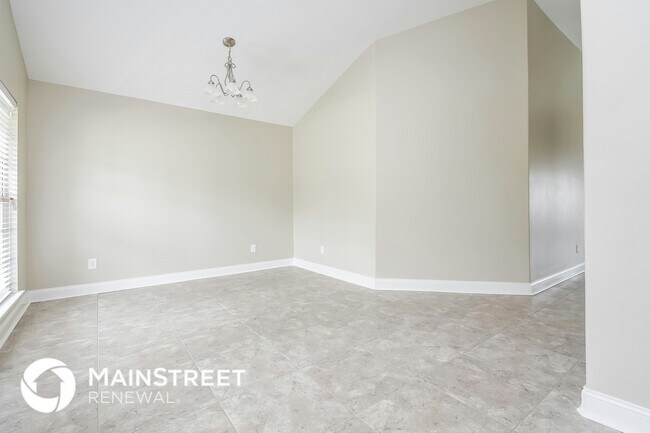 Foto del edificio - 2061 Edgewood Dr