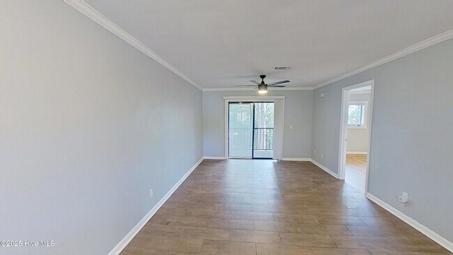 Building Photo - 4547 Holly Tree Rd