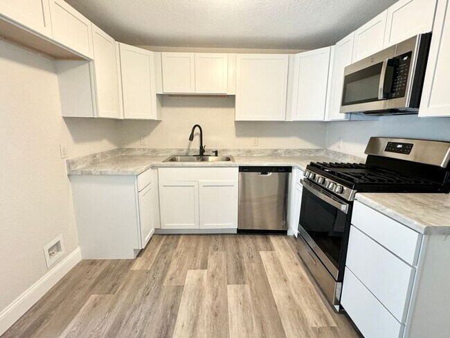 Foto del edificio - 813 J St NW