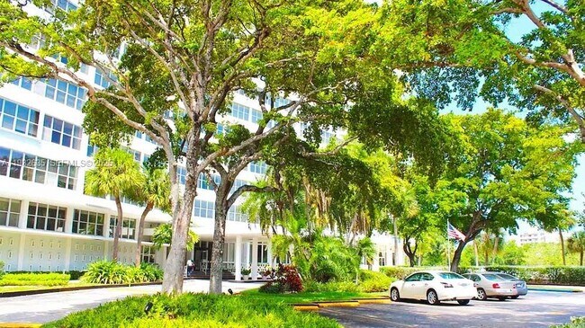 Foto del edificio - 7441 Wayne Ave