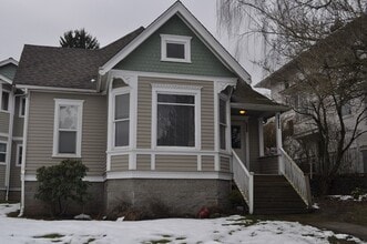 Building Photo - 1406 Franklin St