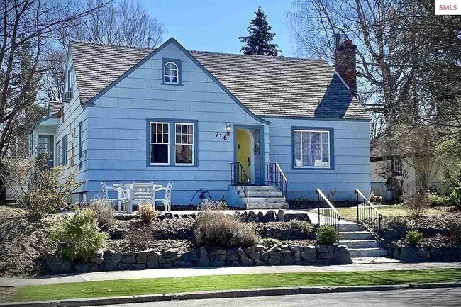 Building Photo - 716 N 7th St