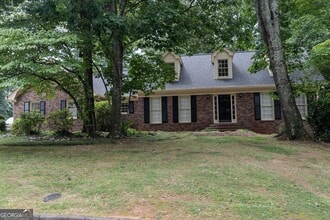 Building Photo - 2858 Livsey Dr