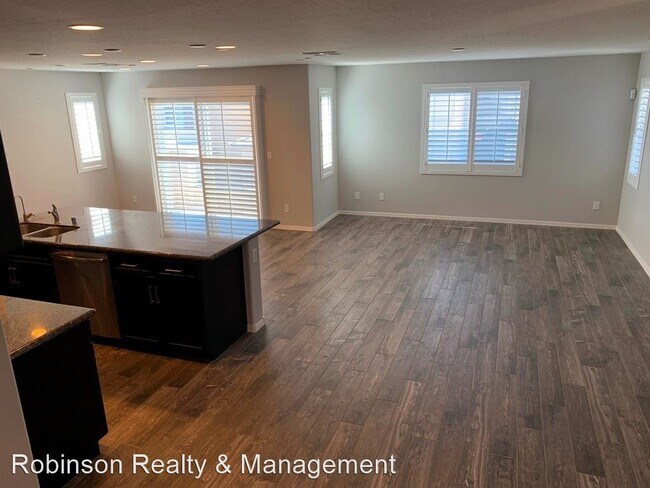 Foto del edificio - 3 br, 3 bath House - 10738 Red Badge Ave
