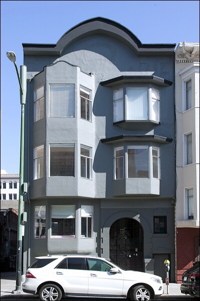Building Photo - 1758 Washington St