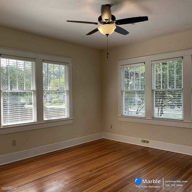 Building Photo - 3 br, 2 bath House - 2215 Terrace Ave