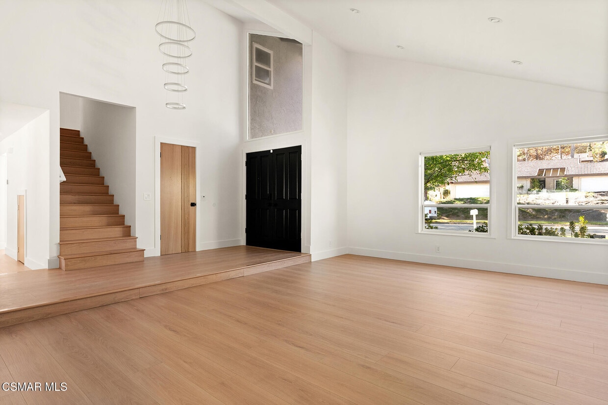 Foto principal - 84 Sunny Vista Ave