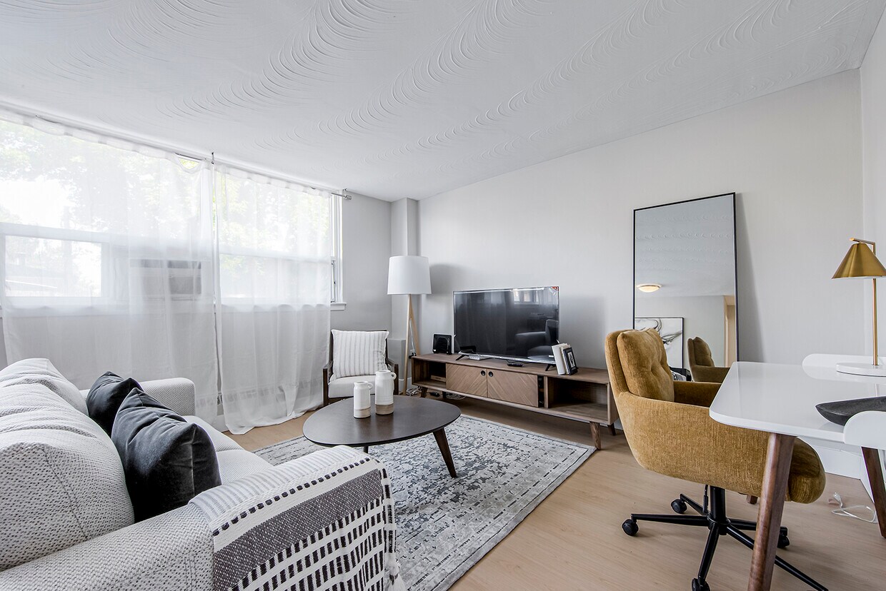 Dufferin Heights Apartments 65 Dynevor Rd Toronto, ON