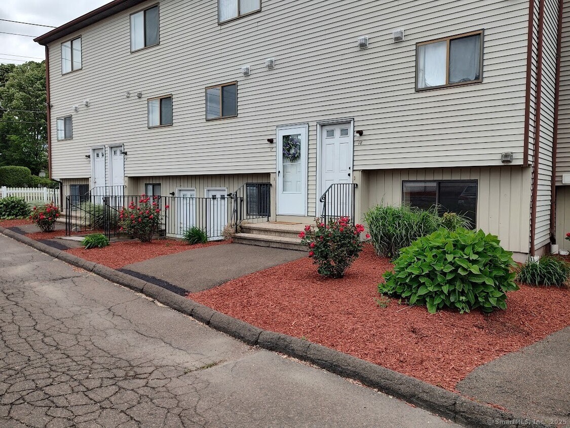 Foto principal - 790 1st Ave