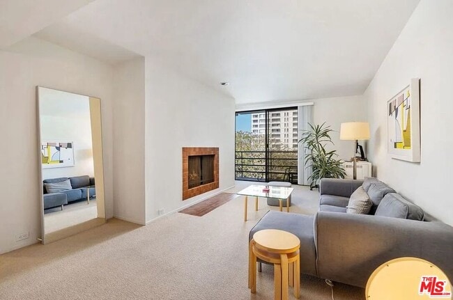 Building Photo - 2910 Neilson Way