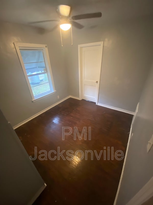 Building Photo - 1536 Fairfield Pl